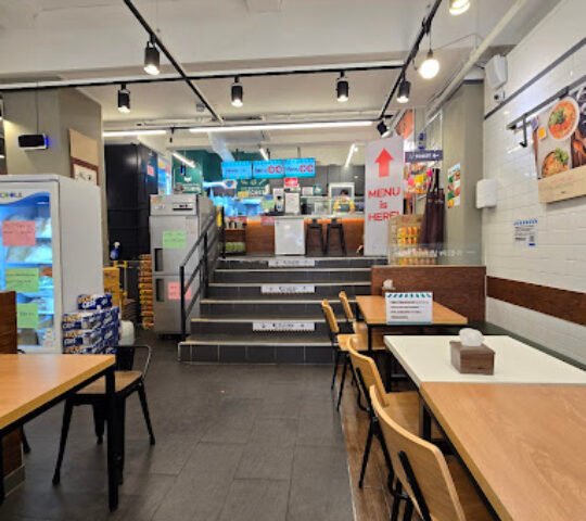 Ssada Gimbab, Myeongdong Station